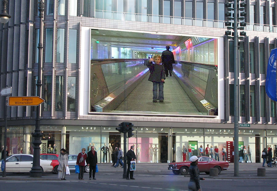 LED display Berlin - Monika Pirch: Welcome!